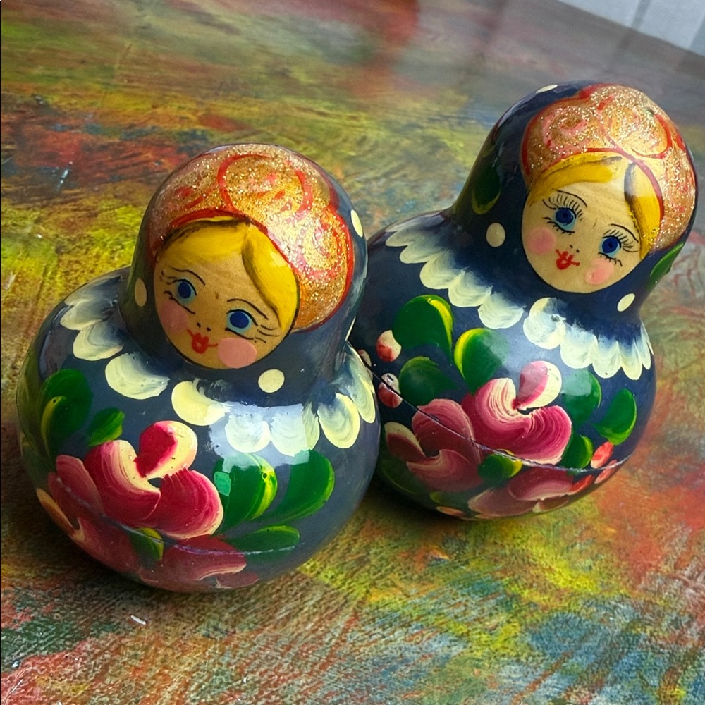 Pair of Russian Hand-Painted Floral Nesting Wooden Dolls Matryoshka Set of 2